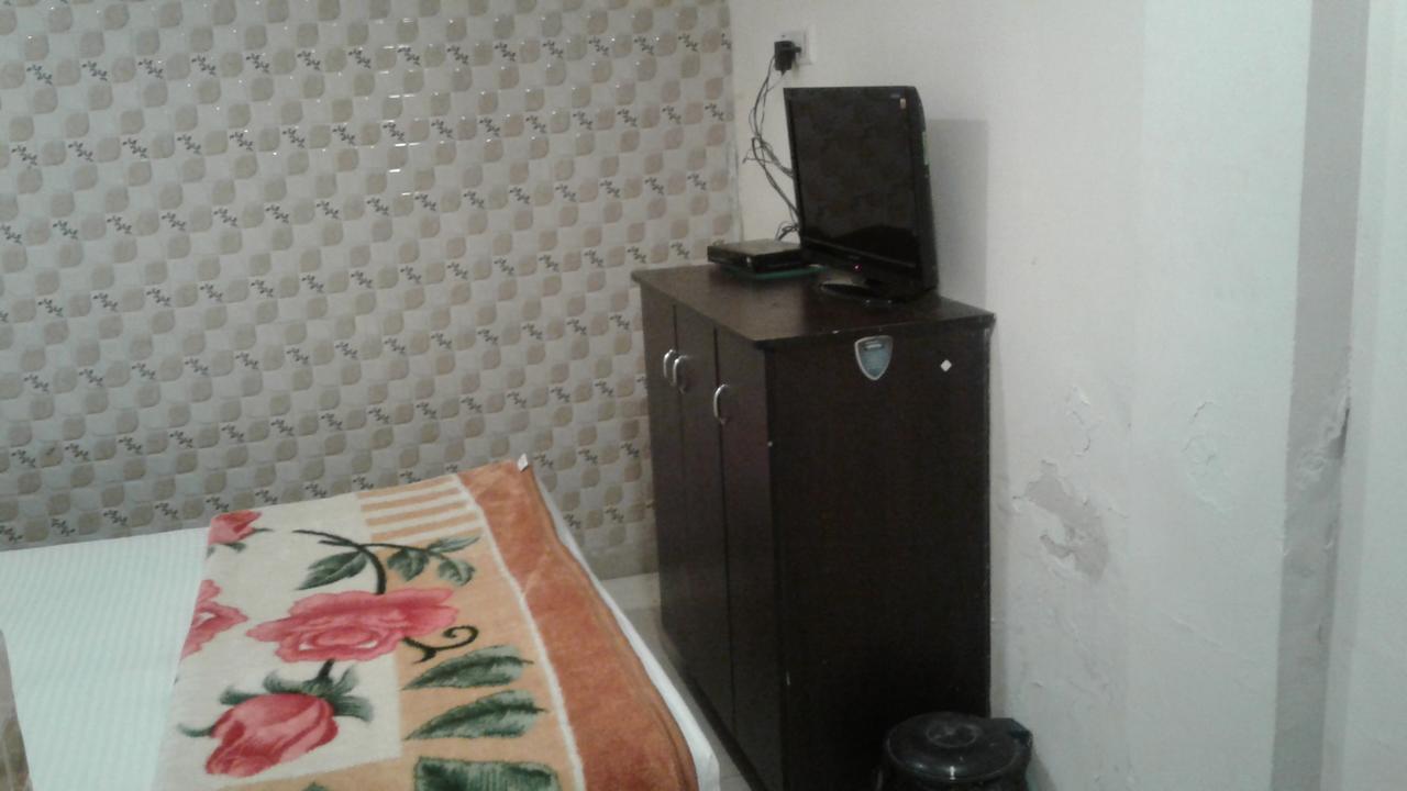 Hotel Majesty Palace 뭄바이 외부 사진
